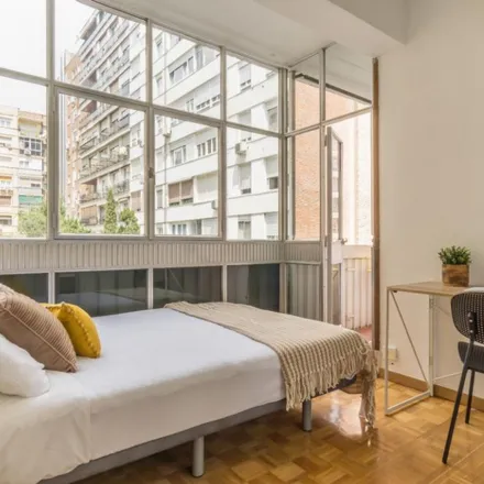 Image 1 - Madrid, Movistar, Calle de Orense, 28020 Madrid - Room for rent