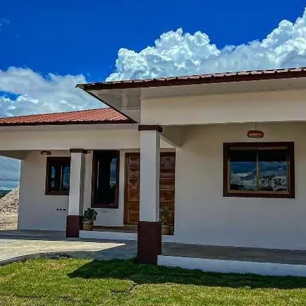 Rent this 2 bed house on unnamed road in Villa Oriana, Alto Boquete