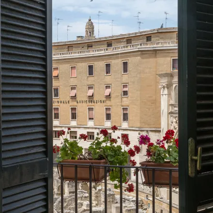 Image 2 - Via Roberto Di Biccari, 73100 Lecce LE, Italy - Apartment for rent