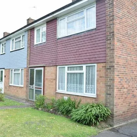 Buy this 3 bed house on Meadgate Avenue in Chelmsford, CM2 7NL