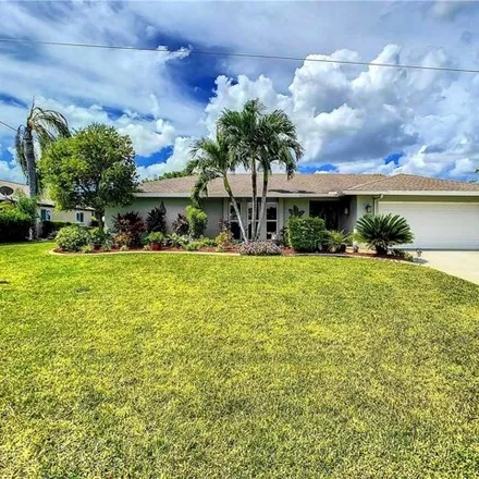 Buy this 3 bed house on 2634 Southeast 19th Place in Cape Coral, FL 33904