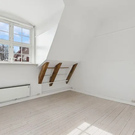 Rent this 4 bed apartment on Damplassen 4 in 0852 Oslo, Norway