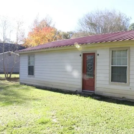 Rent this 2 bed house on 12598 Morgan Drive in Montgomery County, TX 77372