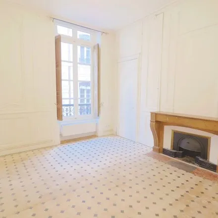 Rent this 4 bed apartment on 15 Rue Puits Gaillot in 69001 Lyon 1er Arrondissement, France