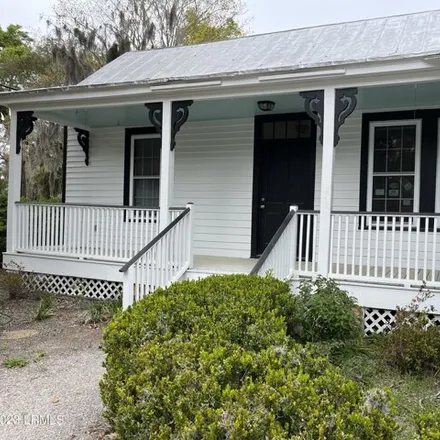 Rent this 1 bed house on Columbia Avenue in Port Royal, Beaufort County
