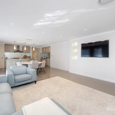 Rent this 4 bed apartment on Topmast Brace in Alkimos WA 6038, Australia