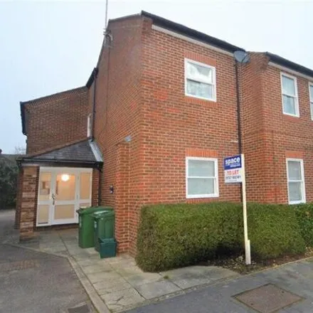 Rent this 1 bed apartment on Heath Road in St Albans, AL1 4BY