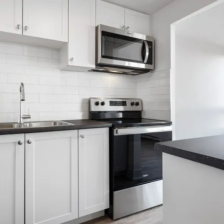 Rent this 1 bed apartment on Villa Vista Apartments in 2969 Fairlea Crescent, (Old) Ottawa