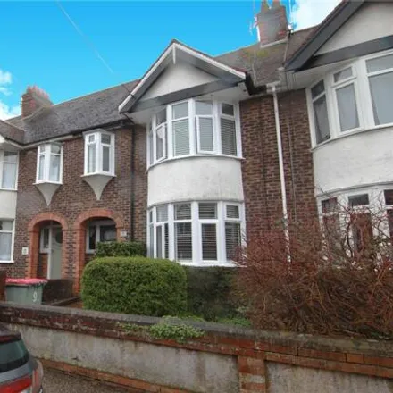 Buy this 5 bed townhouse on Maxwell Road in Littlehampton, BN17 7BN