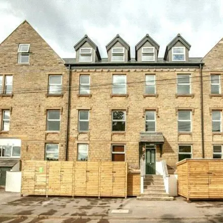 Rent this 3 bed apartment on Bankfield Road in Huddersfield, HD1 3HR