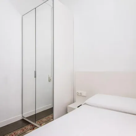 Rent this 4 bed apartment on Carrer del Consell de Cent in 418, 08007 Barcelona