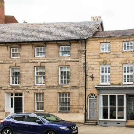 Buy this 5 bed townhouse on Jury Street in Warwick, Warwickshire