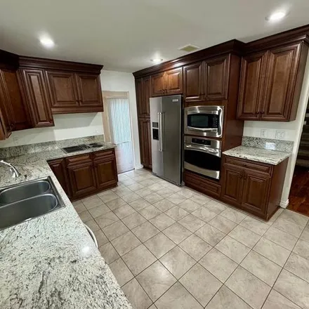 Rent this 3 bed apartment on 7322 Creekview in West Bloomfield Township, MI 48322