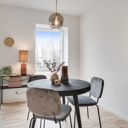 Rent this 3 bed apartment on Rådhusdammen 13 in 2620 Albertslund, Denmark