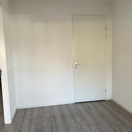 Rent this 1 bed apartment on Prinsenlaan 647 in 3067 TZ Rotterdam, Netherlands