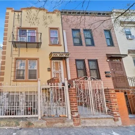 Image 4 - 2234 Pacific Street, New York, NY 11233, USA - Duplex for sale