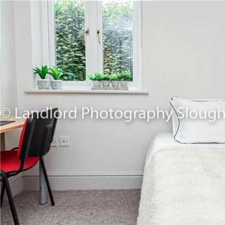 Rent this 1 bed house on 63 Broomfield in Guildford, GU2 8LH