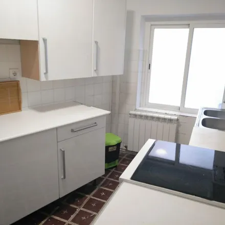 Rent this 3 bed apartment on Calle Hovohambre in 11, 37001 Salamanca