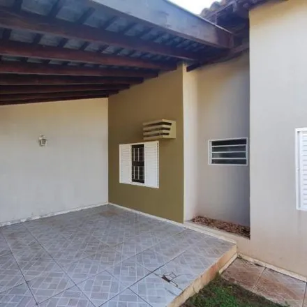 Buy this 2 bed house on Rua Fausto Nicácio Sampaio in Aeroporto, Londrina - PR