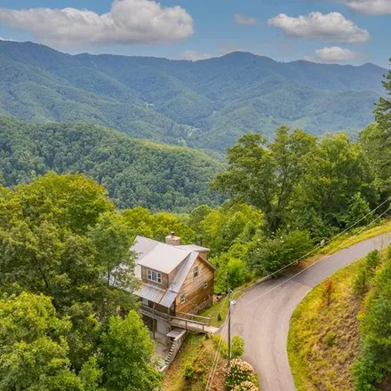 Image 9 - Eagles Roost Road, Swain County, NC 28813, USA - House for sale