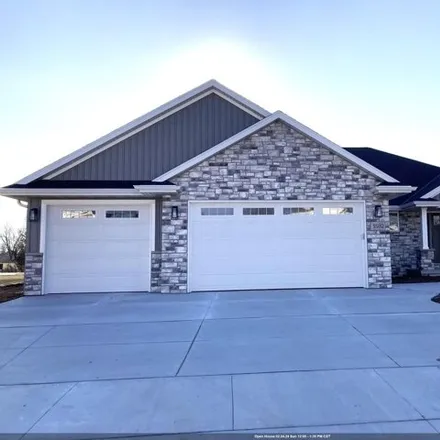 Buy this 4 bed house on 3640 Sand Acres Drive in De Pere, WI 54115