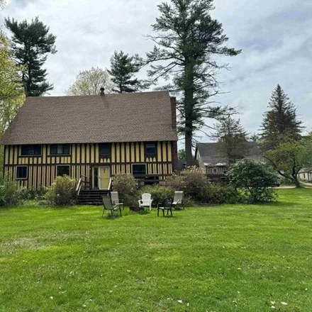 Buy this 8 bed house on 9 Carriage Road in Moultonborough, Carroll County