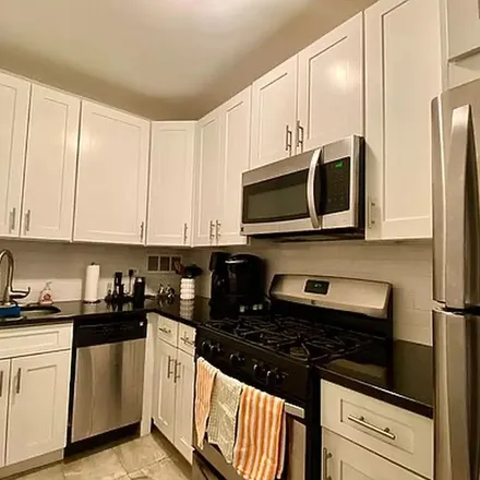Image 3 - 115 East 34th Street, New York, NY 10016, USA - Apartment for rent