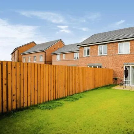Buy this 3 bed townhouse on Littlewood Crescent in Wakefield, WF1 5FJ