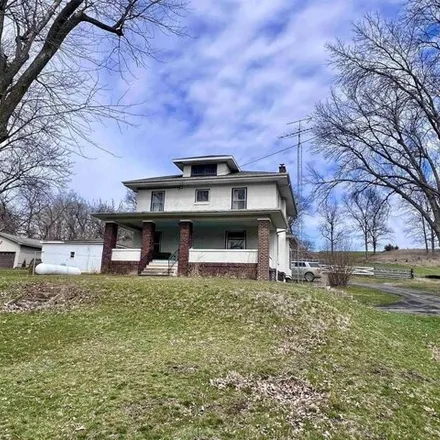 Image 2 - 2400 River Road, Iowa Falls, IA 50126, USA - House for sale