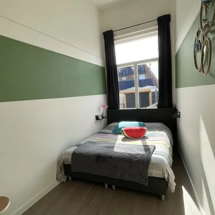 Rent this 3 bed apartment on Hofstraat 27A in 8261 BW Kampen, Netherlands