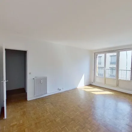 Rent this 1 bed apartment on 14 Rue Jean Moulin in 92230 Gennevilliers, France