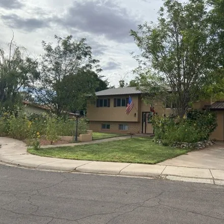 Buy this 4 bed house on 2 Butte Court in Page, AZ 86040