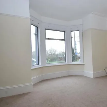 Image 1 - Lincoln Hatch Lane, Burnham, SL1 7HD, United Kingdom - Room for rent