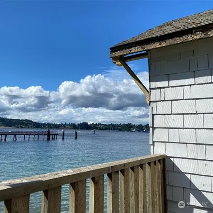 Buy this 1 bed house on Southwest Bay Street in East Port Orchard, WA 98314
