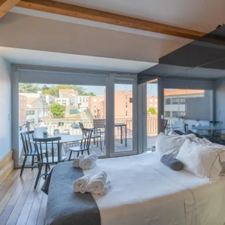 Rent this studio apartment on Design Oporto Flats in Rua Maria Augusta Pinto Basto Martins, 4000-422 Porto