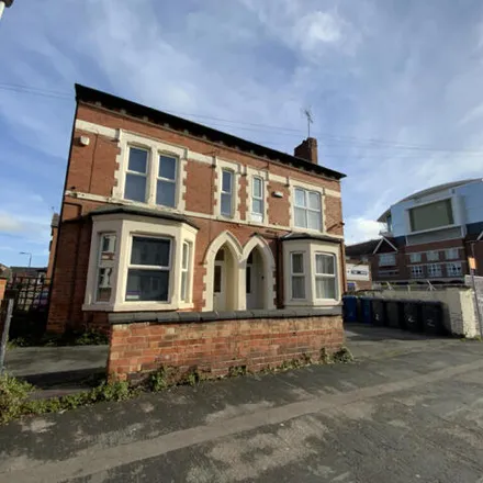 Rent this 6 bed duplex on 5-7 Pavilion Road in West Bridgford, NG2 5FG