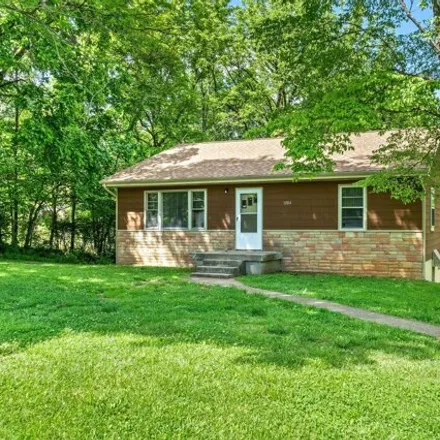 Image 2 - 1788 Old Bend Road, Briarwood, Montgomery County, TN 37040, USA - House for sale