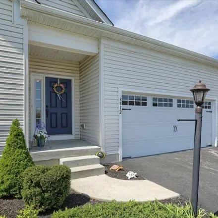 Image 3 - 3912 Afleet Alex Way, Lower Paxton Township, PA 17110, USA - House for sale