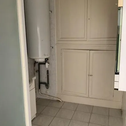 Rent this 3 bed apartment on 41 Place du Général Leclerc in 45170 Neuville-aux-Bois, France