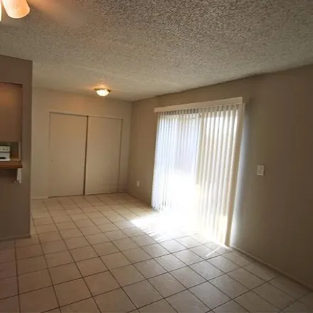 Image 2 - South Mesa Drive, Mesa, AZ 85204, USA - Apartment for rent