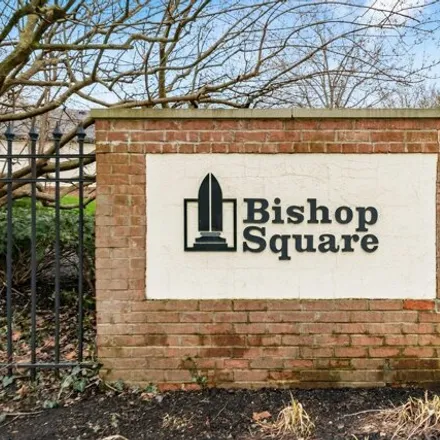 Image 2 - Bishop Square Unit 97 & 99, Bishop Square, Bexley, OH 43209, USA - Condo for sale