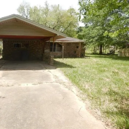 Buy this 4 bed house on 302 County Road 857 in Evadale, Jasper County
