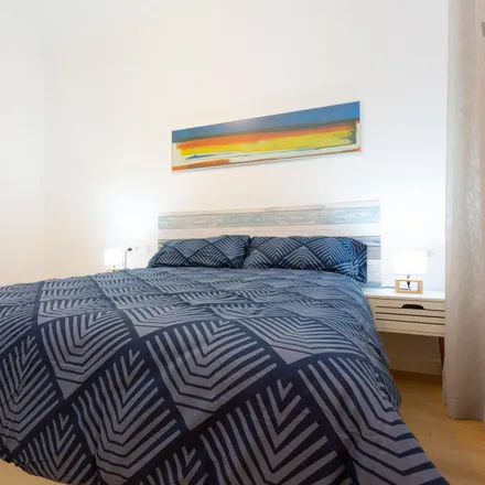 Rent this 2 bed apartment on Plaça de la Vidriera in 08001 Barcelona, Spain