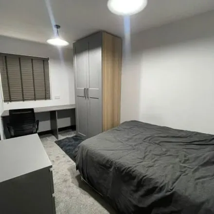 Image 3 - Shaftesbury Grove, Newcastle upon Tyne, NE6 5JB, United Kingdom - Apartment for rent