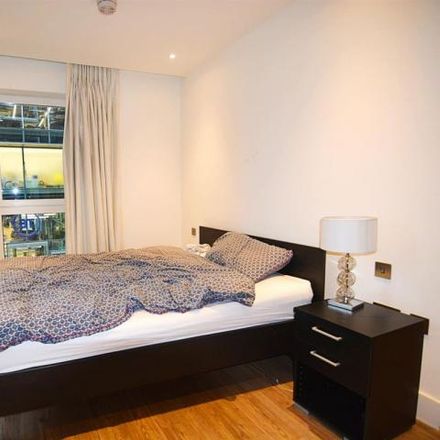 Rent this 3 bed apartment on Wiverton Tower in 4 New Drum Street, Spitalfields