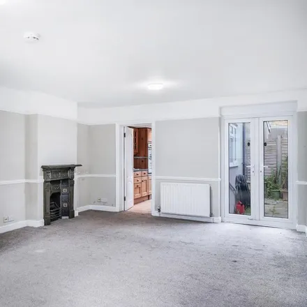 Image 4 - 39 Bedford Road, London, W13 0SP, United Kingdom - House for rent