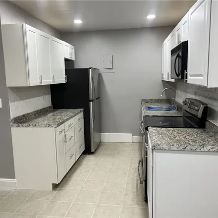 Rent this 1 bed apartment on 8 Stewart Place in City of Yonkers, NY 10701