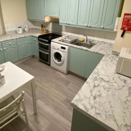 Rent this 1 bed apartment on 52 Brion Place in London, E14 0SR