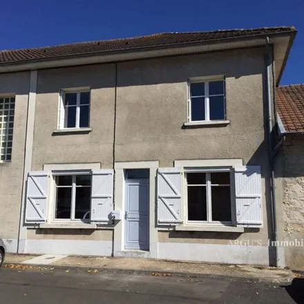 Rent this 3 bed apartment on 2 le Chagnoux in 86510 Chaunay, France