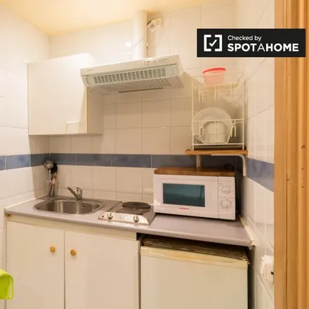 Rent this studio apartment on Carrer de Sort in 4, 08904 l'Hospitalet de Llobregat